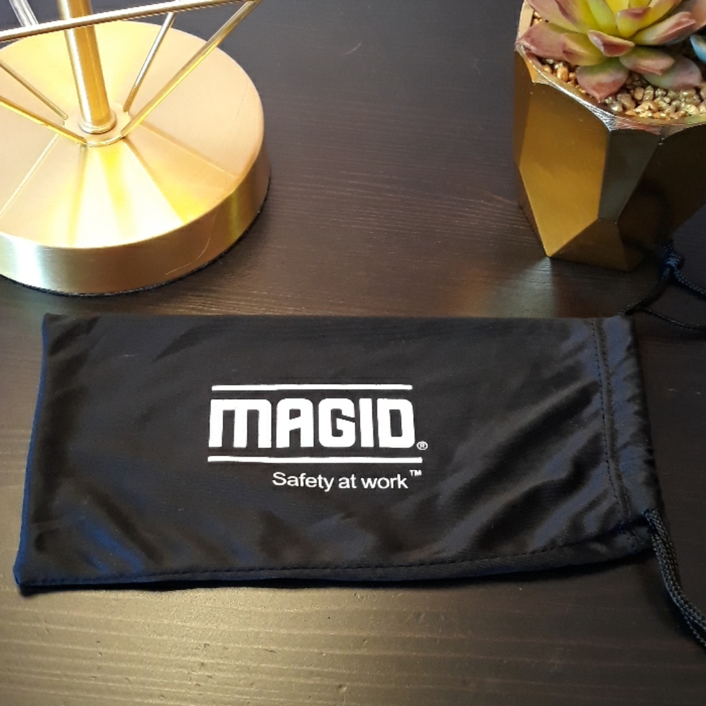 NWOT MAGID SAFETY AT WORK GLASSES HOLDER